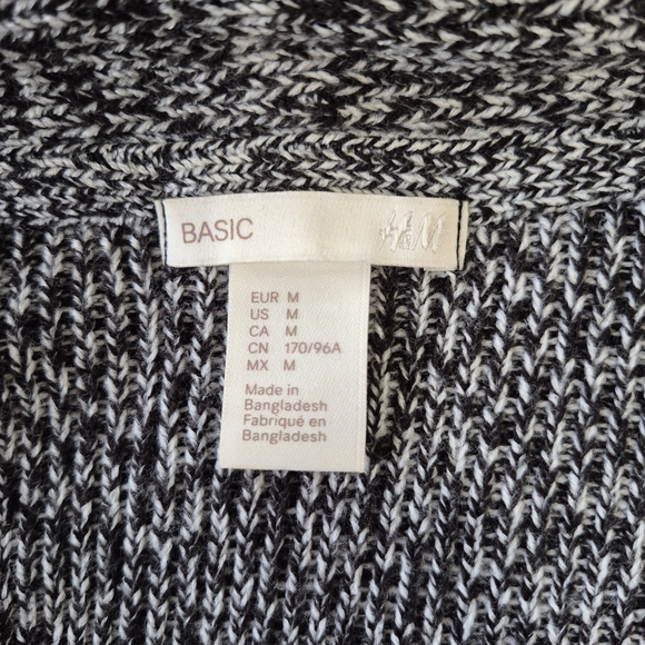 H&M Monochrome Knit Blazer - Picture 6 of 10